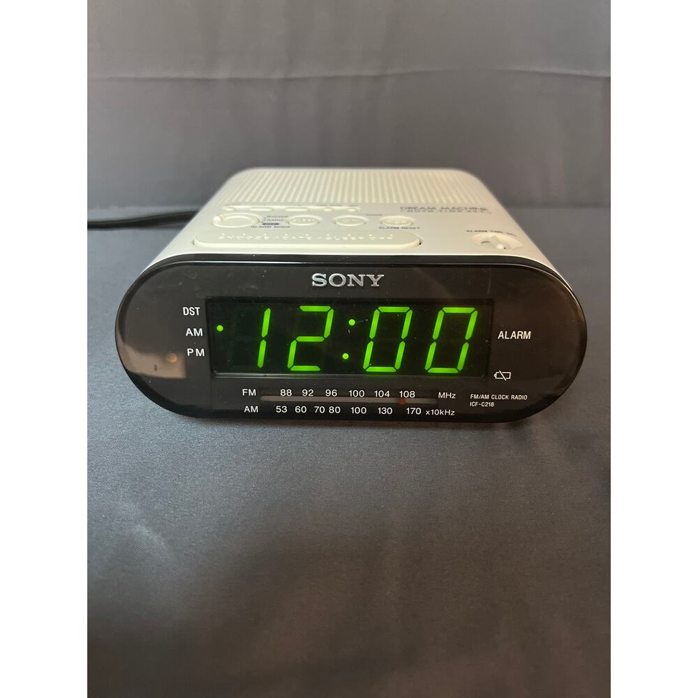 Sony ICF-C218 Dream Machine Auto Time Set Clock Radio
